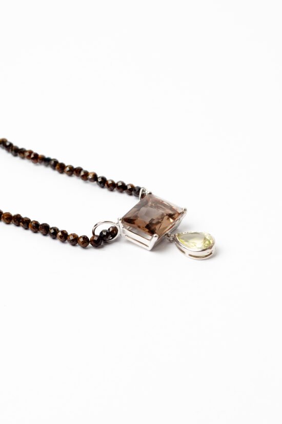 Colar balanço | quartzo fumê