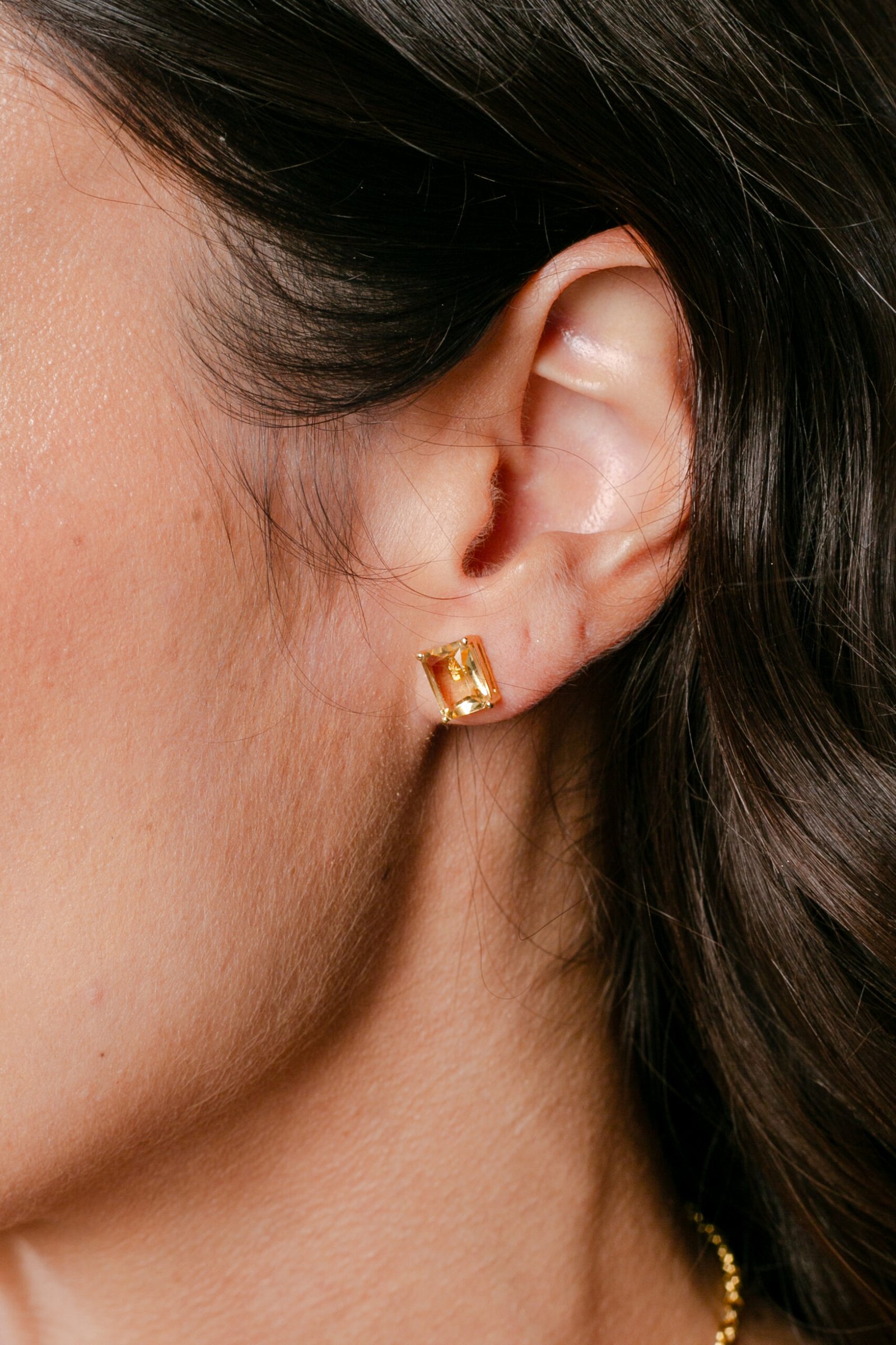 Brinco stone | retangular citrino